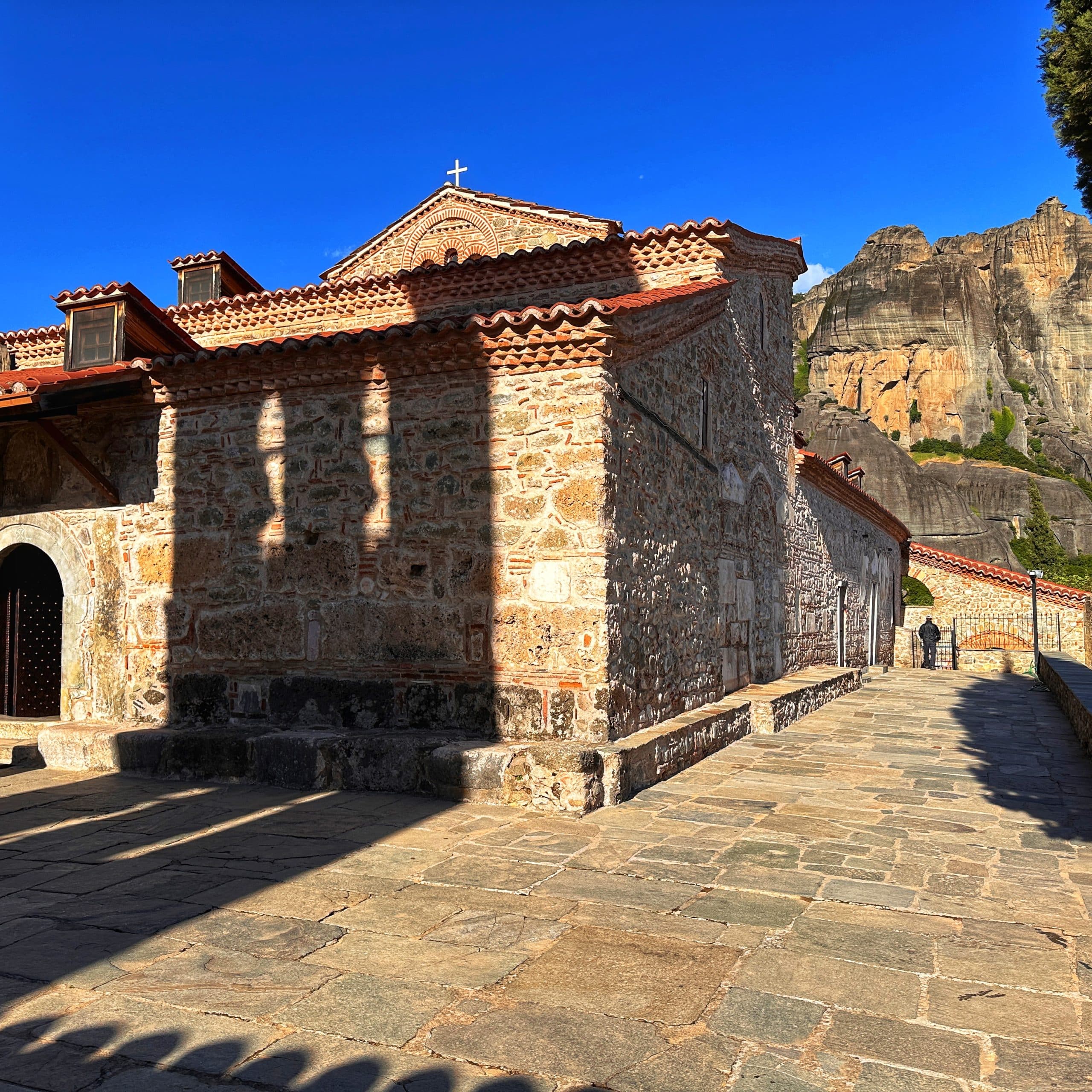 Two-Days Tour from Athens to Meteora by Train/Bus