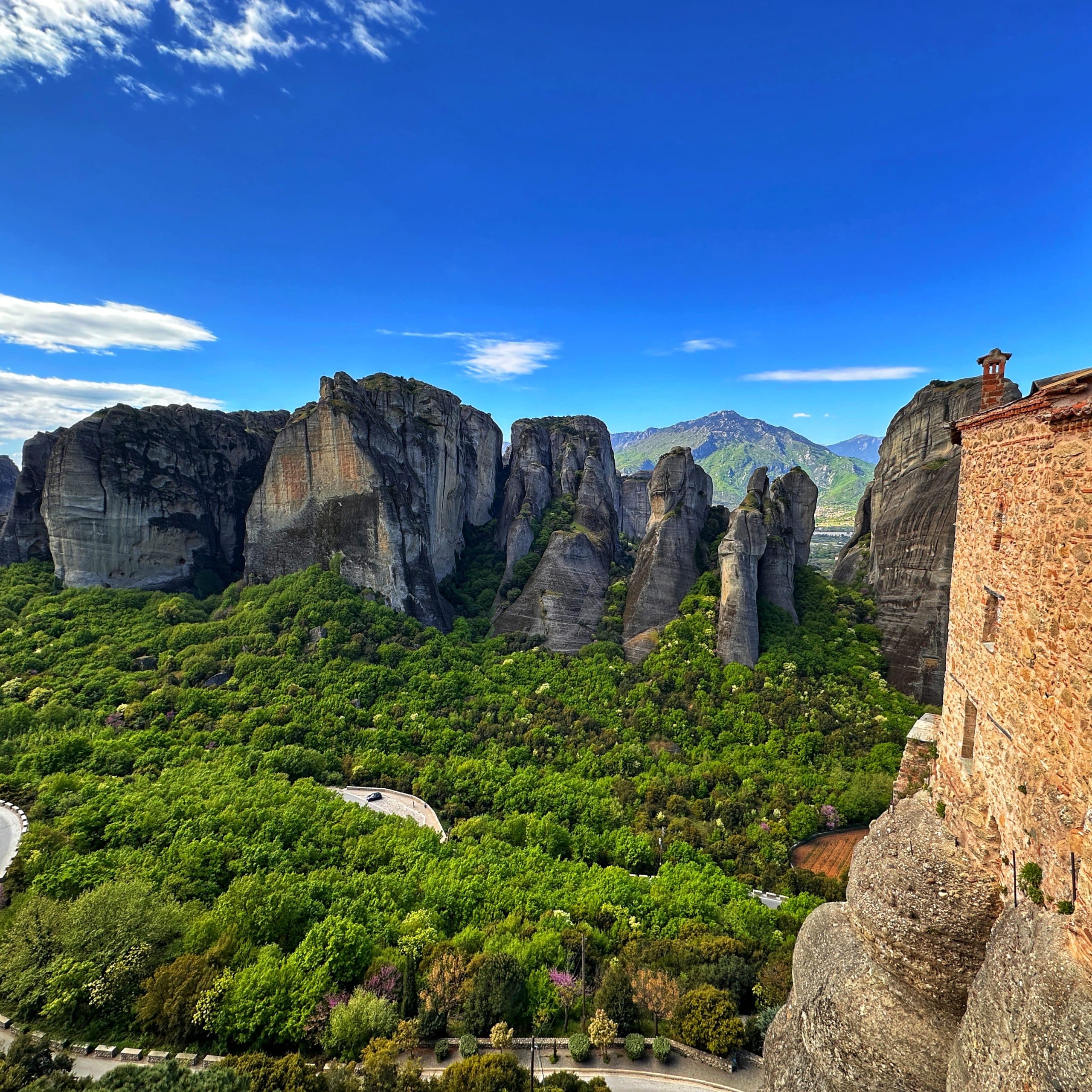 Two-Days Tour from Athens to Meteora by Train/Bus