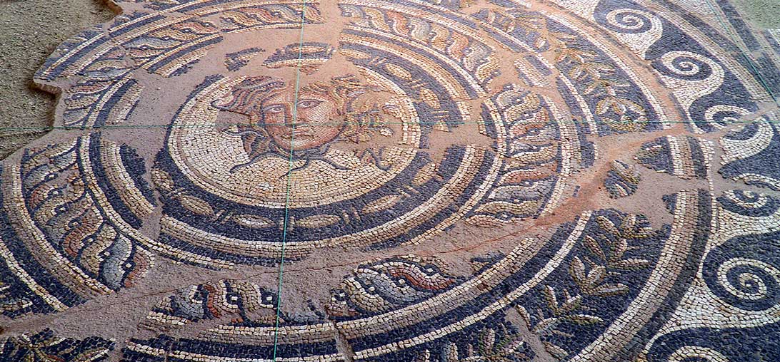 Thessaloniki, Dion Litochoro from/to Kalampaka (Meteora) 10 people