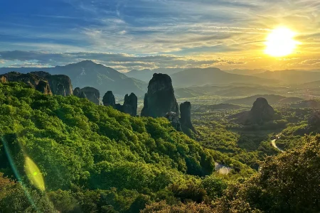 From Athens to Meteora Two-Days Tour with Local Guides