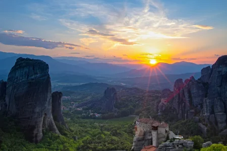 Why a Sunset Tour in Meteora Should Top Your Travel List