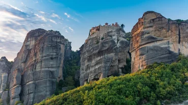 Experiencing the Magic: Why Staying Overnight in Meteora is Unforgettable